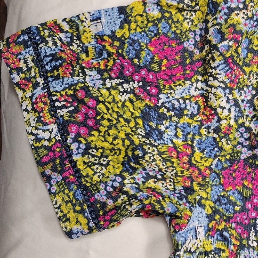 Christopher & Banks Multicolor Floral Top Size Petite XL - Picture 5 of 10